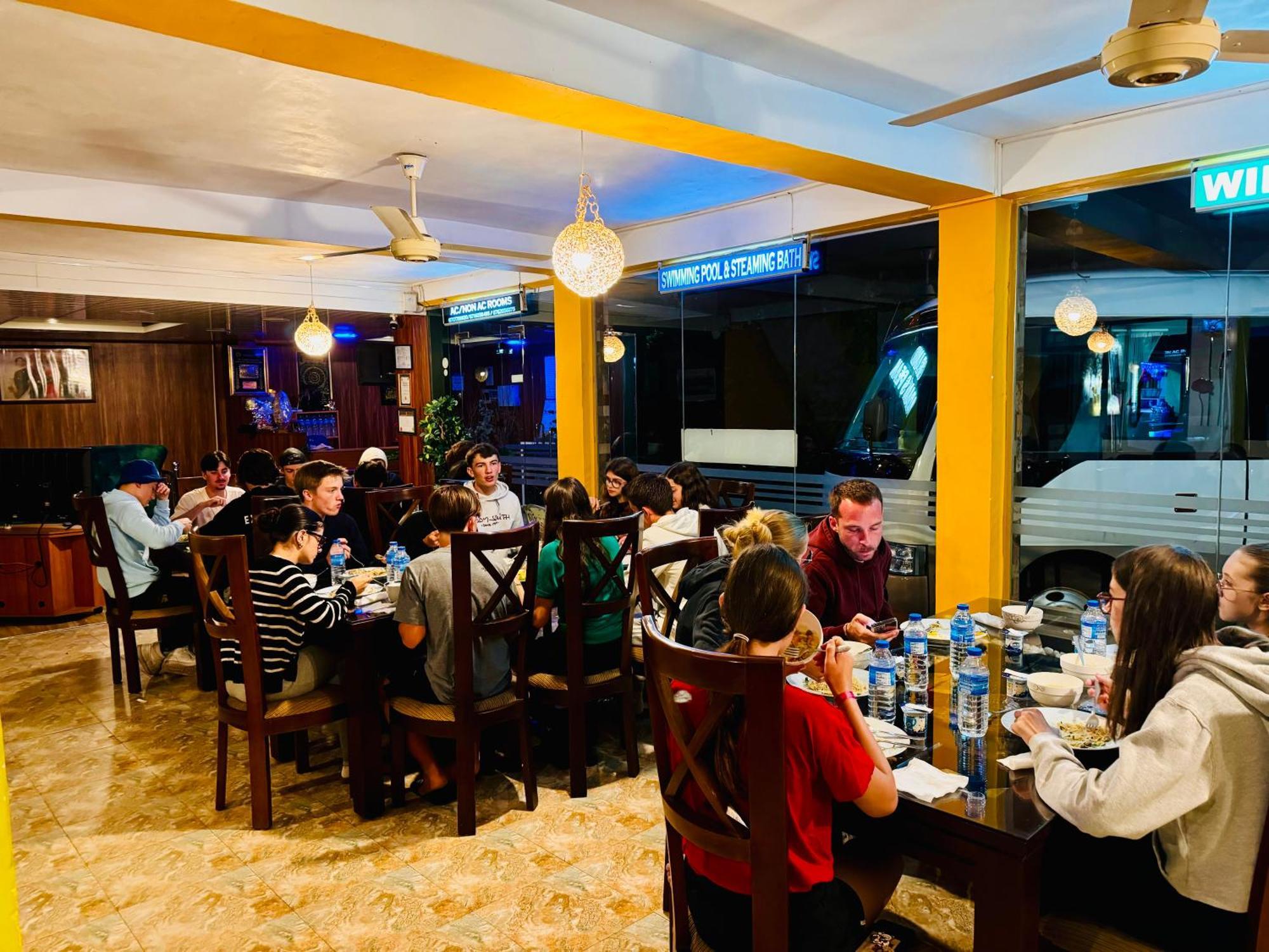 纳拉坦尼亚 Adams Peak Grand酒店 外观 照片
